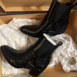 Louis Vuitton Rhapsody Black Patent Leather Ankle Boots BNWB sz 37